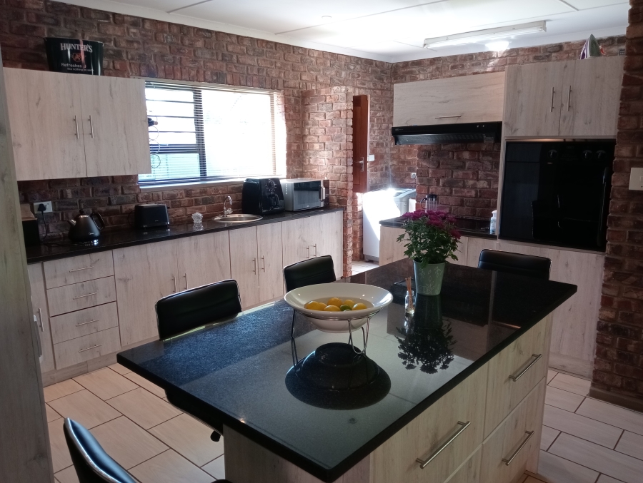 3 Bedroom Property for Sale in Campher Park Eastern Cape